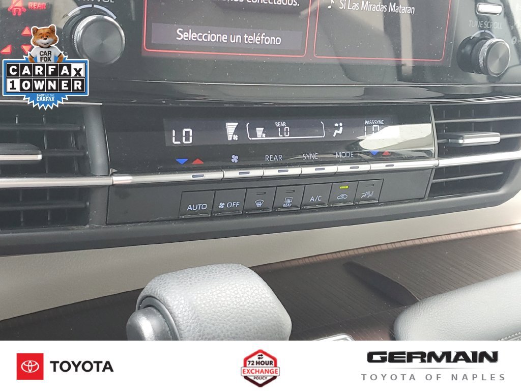 Used 2024 Toyota Sienna LE FWD image 32
