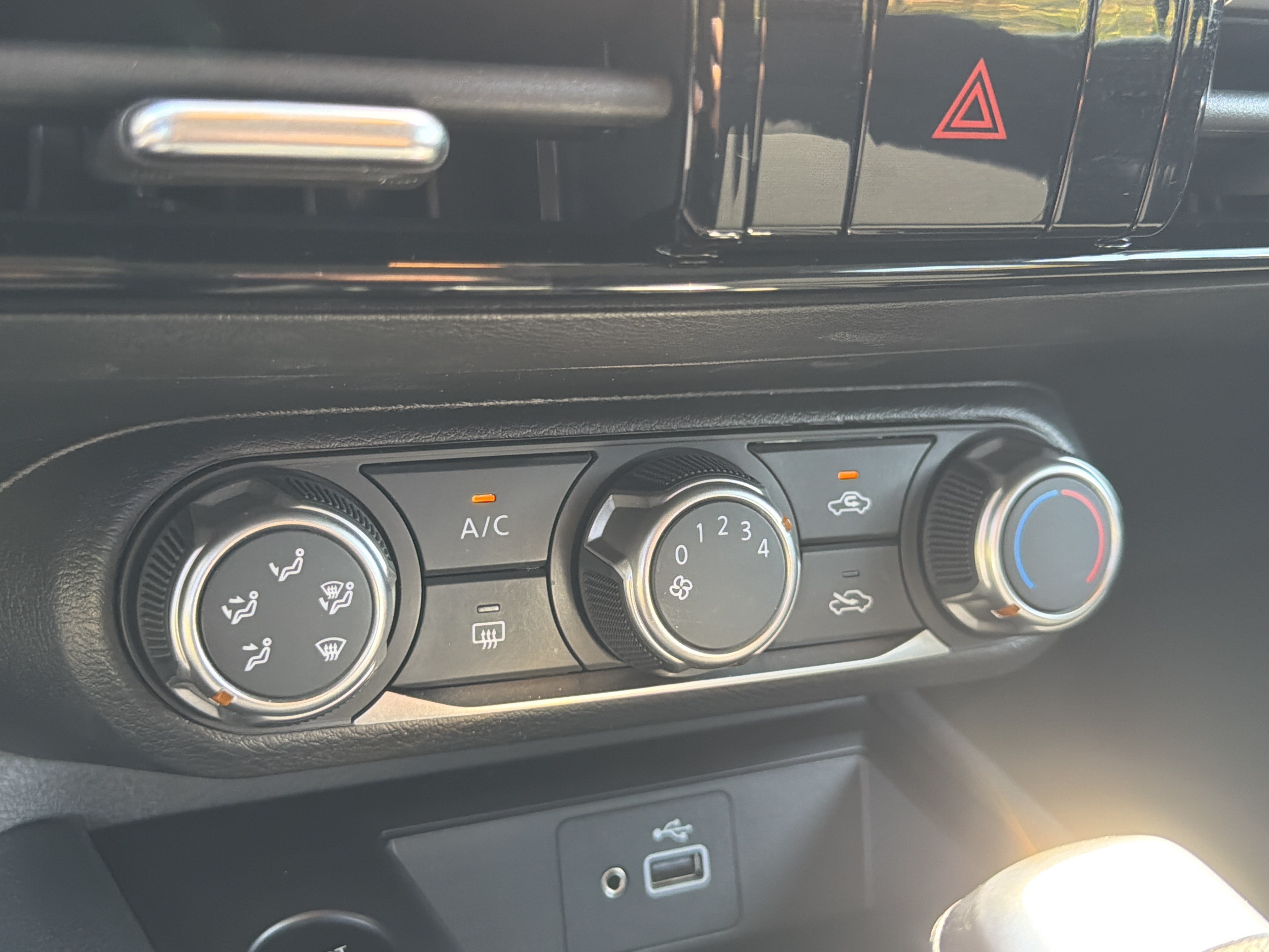 Used 2025 Nissan Kicks S FWD image 63