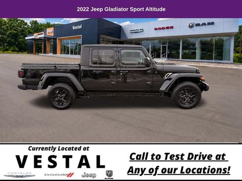 Used 2022 Jeep Gladiator Sport AWD/4WD image 5