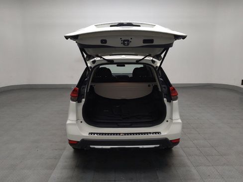 Used 2018 Nissan Rogue SV w/ Premium Package image 29