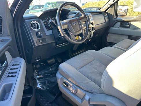 Used 2014 Ford F150 XLT w/ XLT Chrome Package image 5