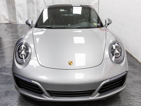 Used 2018 Porsche 911 Carrera S w/ Sport Package image 4