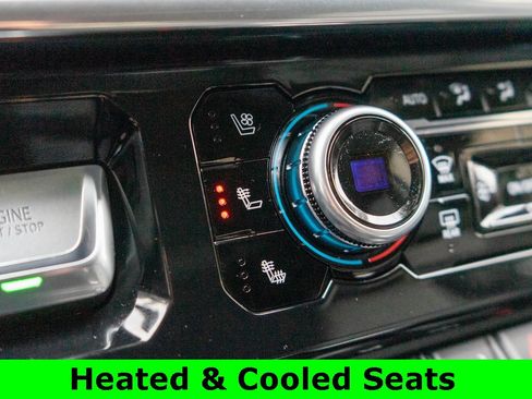 Used 2024 GMC Sierra 3500 Denali w/ Denali Reserve Package image 29