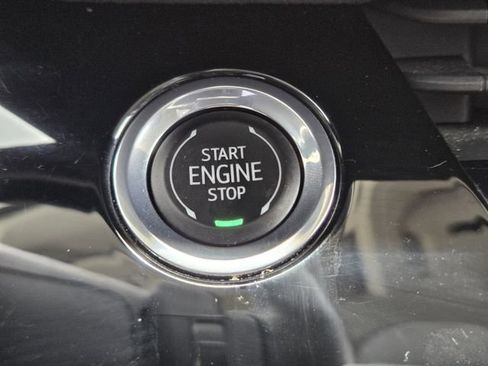Used 2024 Buick Envision Preferred AWD/4WD image 21