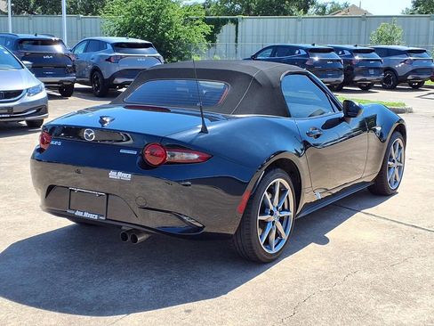 Certified 2023 MAZDA MX-5 Miata Grand Touring w/ Weather Package RWD image 4