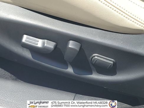 Used 2017 Nissan Maxima Platinum FWD image 38