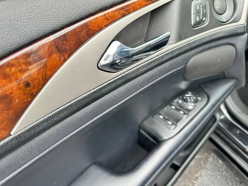 Used 2019 Lincoln MKZ Reserve FWD image 15