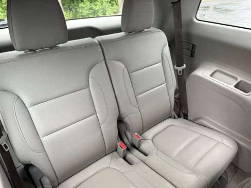 Used 2018 GMC Acadia SLT AWD/4WD image 11