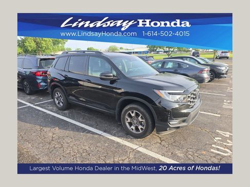 Used 2023 Honda Passport TrailSport image 1