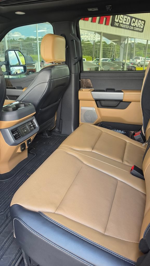 Used 2024 Ford F350 Lariat w/ Lariat Ultimate Package AWD/4WD image 8