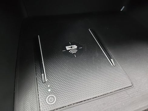 Used 2023 Honda Pilot Elite image 60