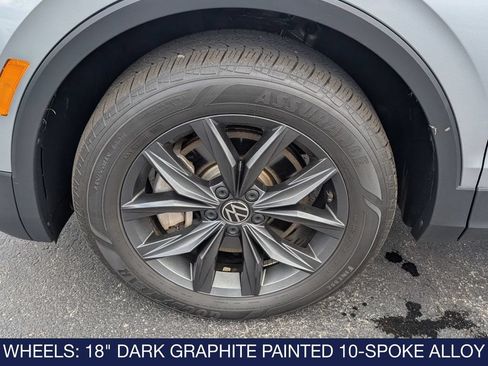 Used 2023 Volkswagen Tiguan SE AWD/4WD image 10
