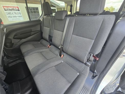 Used 2017 Ford Transit Connect XL image 31