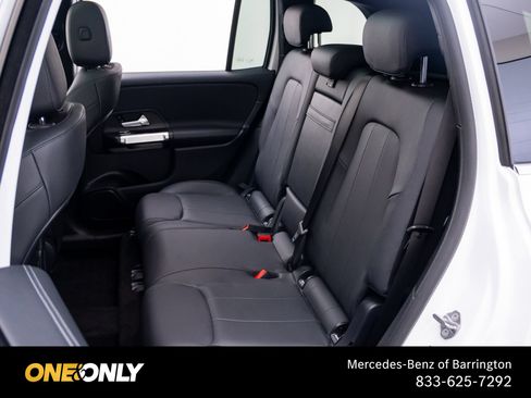 Certified 2023 Mercedes-Benz GLB 250 4MATIC image 18