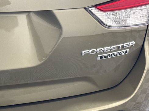 Used 2024 Subaru Forester Touring AWD/4WD image 18