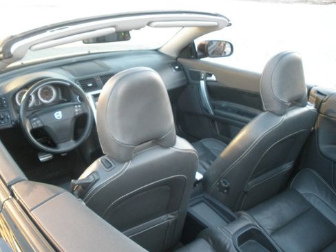 Used 2012 Volvo C70 T5 image 28