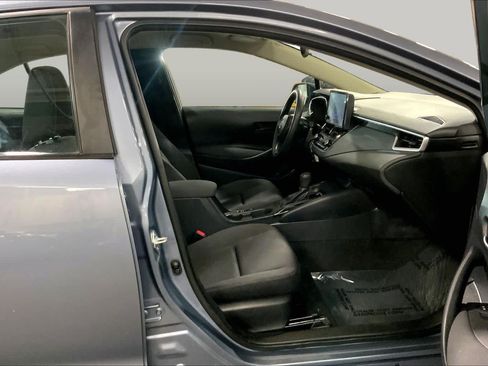 Used 2024 Toyota Corolla LE FWD image 9