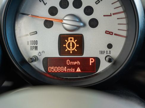 Used 2011 MINI Cooper Convertible FWD image 34