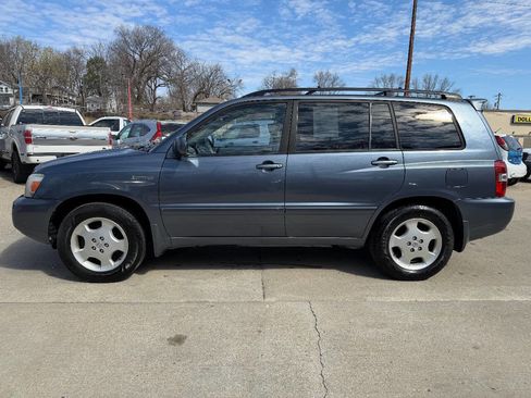 Used 2005 Toyota Highlander Limited image 4