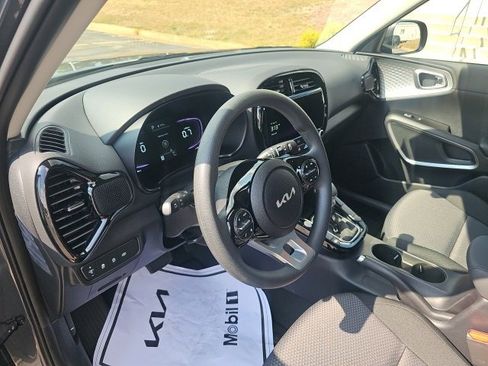 New 2025 Kia Soul S image 7