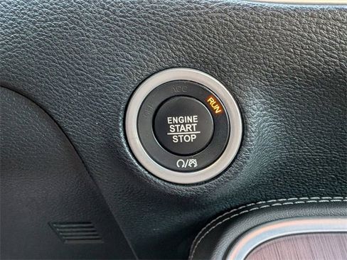 Used 2018 Dodge Challenger SXT Plus image 27