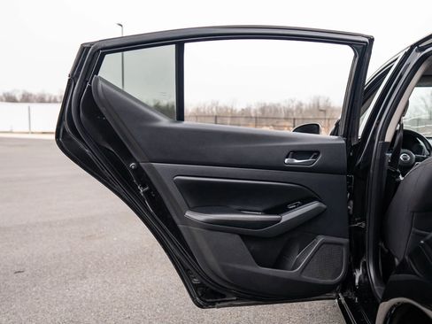 Used 2021 Nissan Altima 2.5 SV image 23