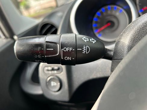Used 2010 Honda Fit Sport image 20