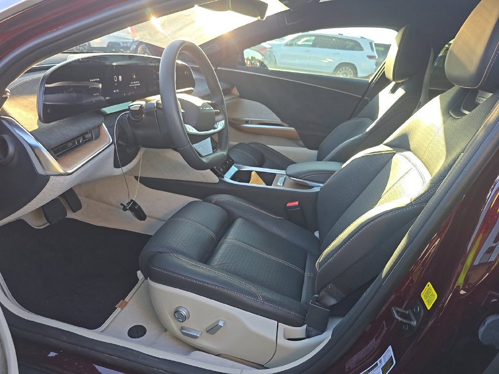 Used 2025 Lucid Air Grand Touring AWD/4WD image 11