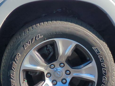 Used 2022 RAM 1500 Laramie image 11