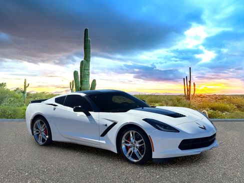 Used 2015 Chevrolet Corvette Stingray Coupe w/ 2LT Preferred Equipment Group RWD image 7