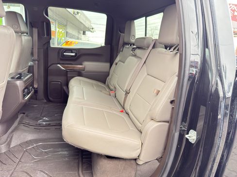 Used 2019 Chevrolet Silverado 1500 LT Trail Boss image 16