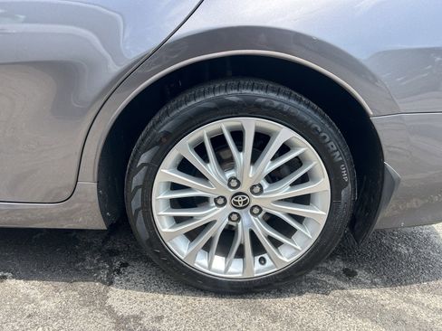 Used 2020 Toyota Camry XLE AWD/4WD image 25