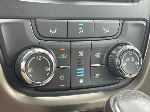 Used 2012 Buick Verano FWD image 19