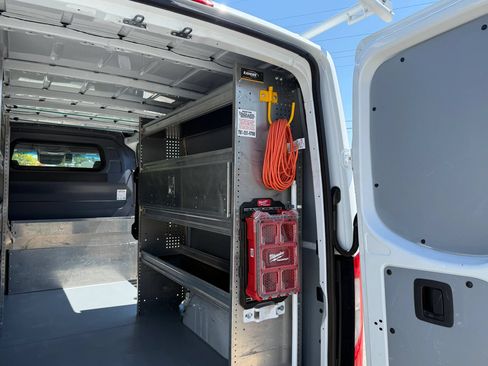 Used 2022 Mercedes-Benz Sprinter 2500 image 22