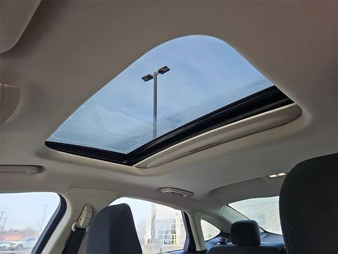 Used 2020 Ford Fusion SE image 14