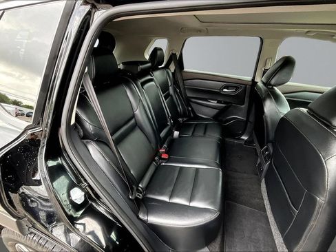 Used 2023 Nissan Rogue SL AWD/4WD image 26