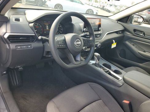 New 2025 Nissan Altima 2.5 S image 9