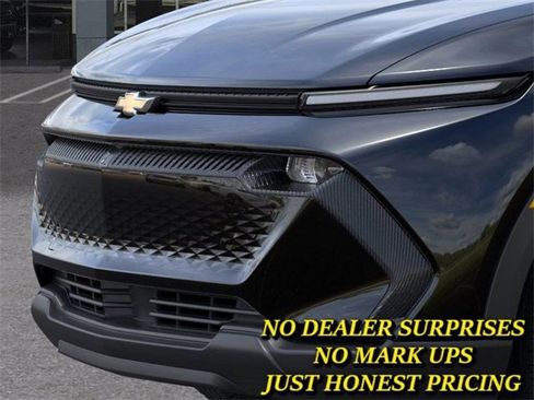 New 2026 Chevrolet Equinox EV LT image 13