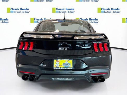 Used 2025 Ford Mustang GT w/ GT Performance Package RWD image 7