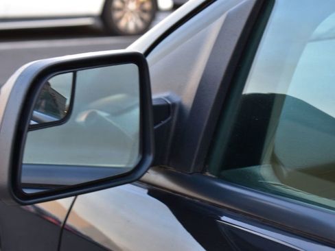 Used 2013 Ford Edge SE image 36