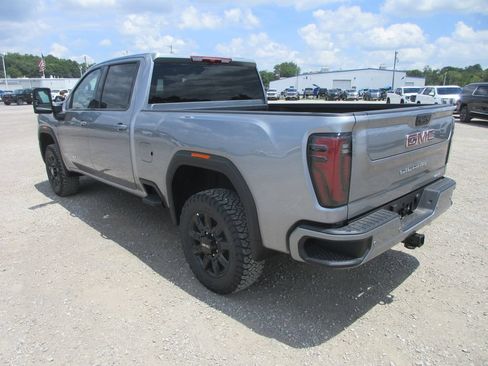 New 2026 GMC Sierra 2500 AT4 AWD/4WD image 9