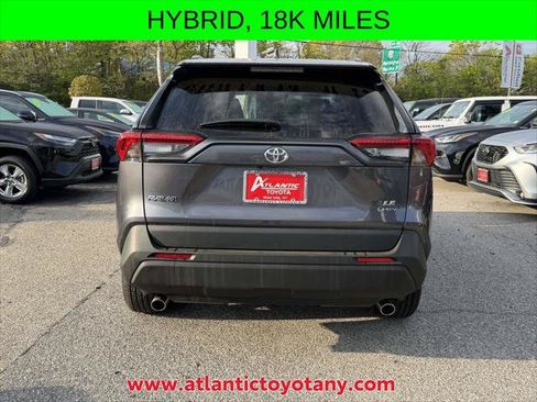 Certified 2025 Toyota RAV4 LE AWD/4WD image 8