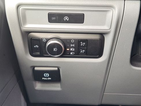 Used 2025 Ford F150 XLT w/ Equipment Group 301A Standard RWD image 21