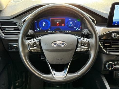 Certified 2022 Ford Escape Titanium image 16