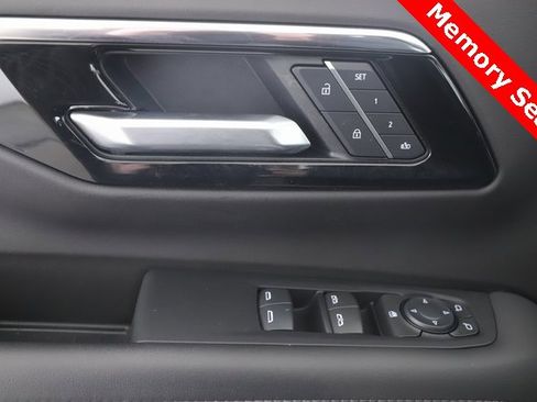 Used 2025 Chevrolet Tahoe Z71 image 19