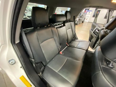 Used 2020 Toyota 4Runner Limited AWD/4WD image 20