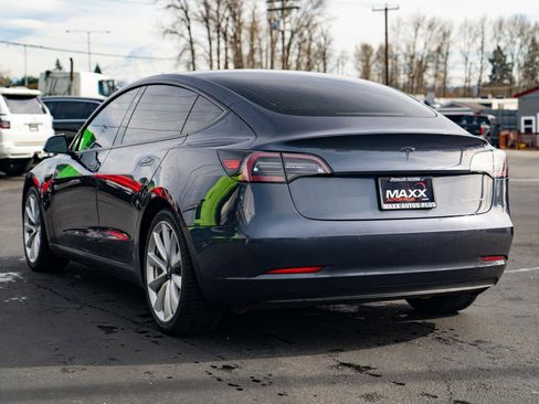 Used 2020 Tesla Model 3 Long Range AWD/4WD image 11