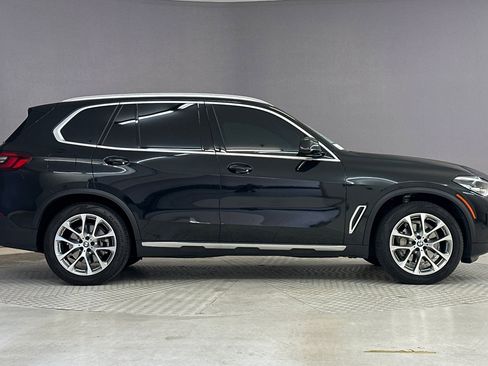 Used 2023 BMW X5 xDrive40i w/ Premium Package image 7