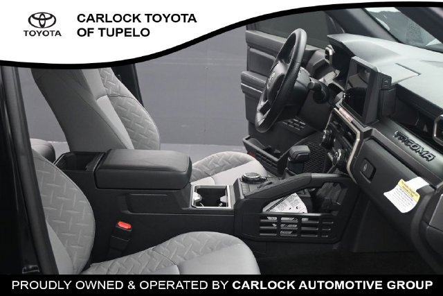 Used 2026 Toyota Tacoma SR5 AWD/4WD image 41