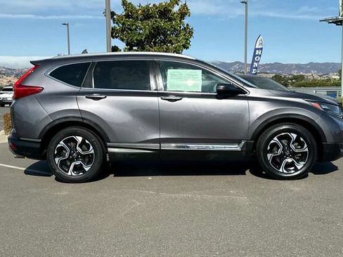 Used 2019 Honda CR-V Touring image 3